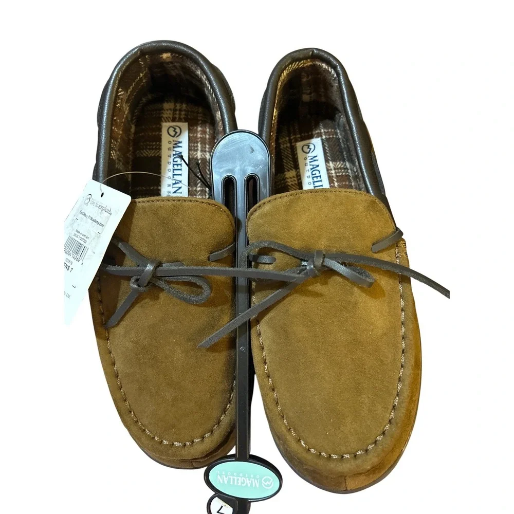 Magellan‎ Outdoors Mens 7D Brown Faux Suede Moccasin Slippers Plaid Lined 183879